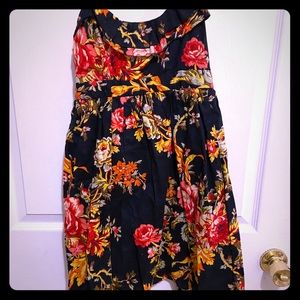 Navy blue floral dress!